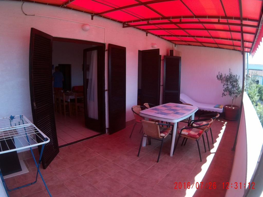 Apartman Luburic Pinezići Exteriör bild