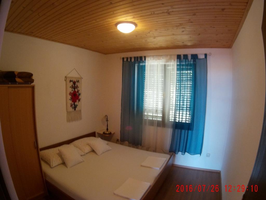 Apartman Luburic Pinezići Exteriör bild